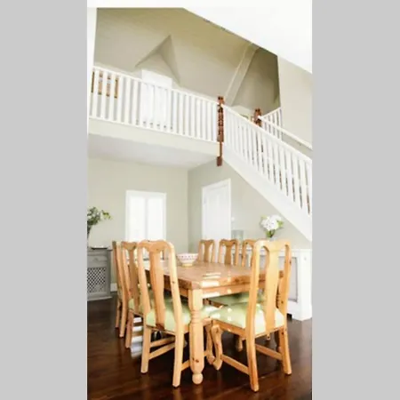 Hébergement de vacances Beautiful 3 Bedroom House On Mount Juliet Golf Course *